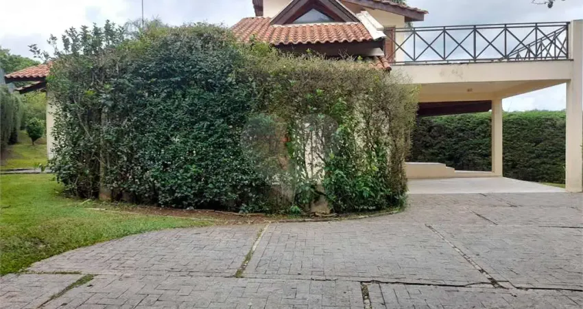 Casa à venda ou para alugar com 3 quartos, sendo 2 suítes,  em recanto das canjaranas, vinhedo - sp