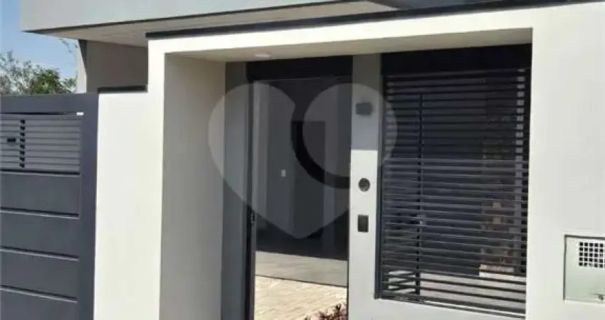 Casa térrea à venda com 3 quartos, sendo 1 suíte,  em pinheirinho, vinhedo - sp