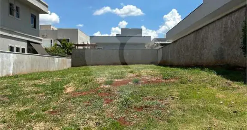 Terreno à venda na Avenida Alexandre Cazelatto, Betel, Paulínia