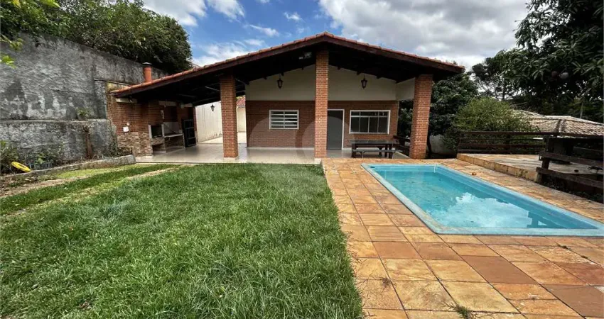 Casa  à venda com 3 quartos, sendo 3 suítes,  no condomínio chacaras do lago, vinhedo - sp