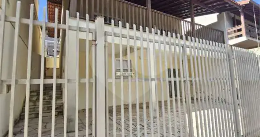 Casa à venda com 3 quartos, sendo 1 suíte, em bosque, vinhedo - sp