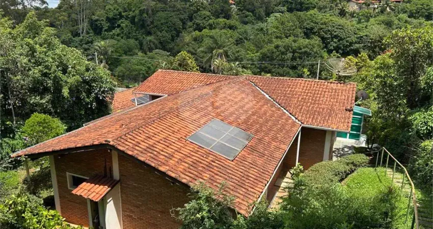 Casa  à venda com 5 quartos, sendo 3 suítes,  no condomínio estância marambaia, vinhedo - sp
