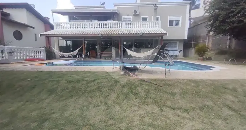 Casa  para alugar com 4 quartos, sendo 4 suítes,  no condomínio vila hípica i, vinhedo - sp