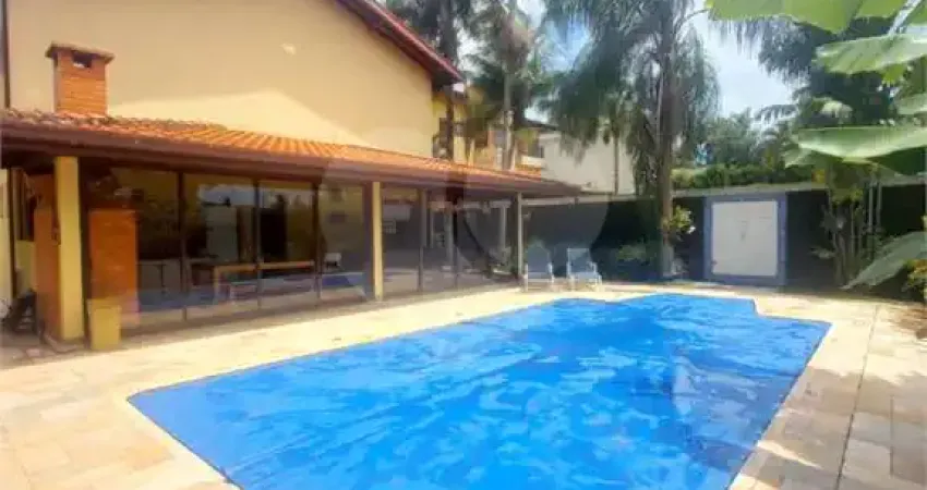 Casa à venda com 5 quartos, sendo 2 suítes, no condomínio vinhas da vista alegre - lado sede, vinhedo - sp