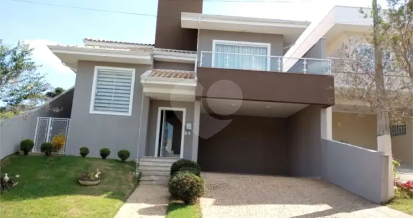 Casa  à venda com 3 quartos, sendo 3 suítes,  no condomínio picollo, louveira - sp