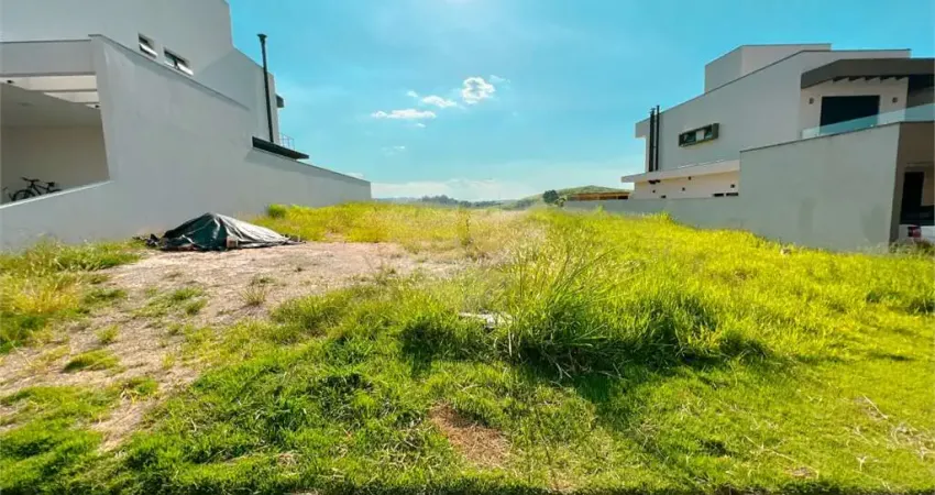 Terreno à venda na Alameda dos Argelins, Santa Cândida, Vinhedo