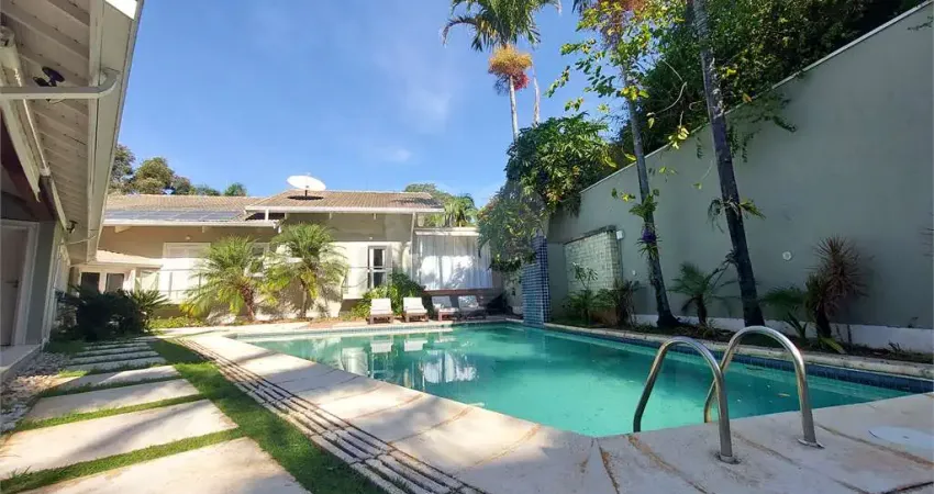 Casa para alugar com 4 quartos, sendo 4 suítes, no condomínio vinhas da vista alegre - lado café, vinhedo - sp
