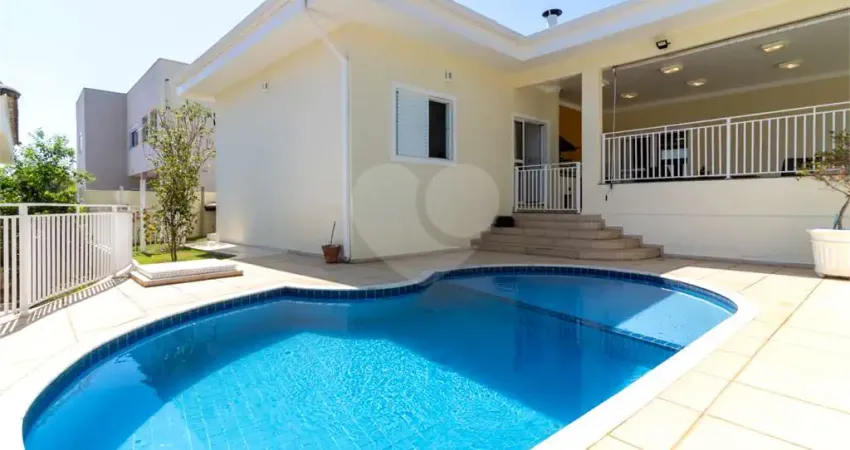 Casa à venda com 7 quartos, sendo 4 suítes, no condomínio estância marambaia, vinhedo - sp