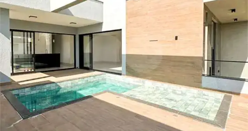 Casa à venda com 3 quartos, sendo 1 suíte, no condomínio residencial mont'alcino, valinhos - sp