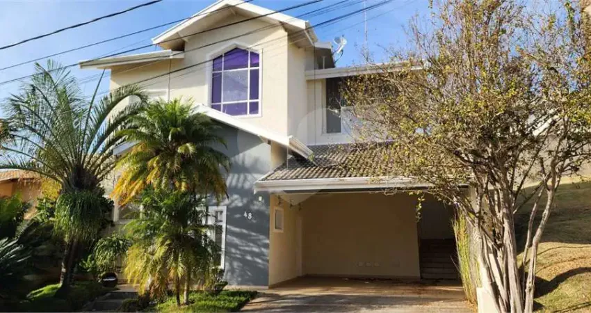 Casa à venda com 3 quartos, sendo 3 suítes, no condomínio recanto dos paturis, vinhedo - sp
