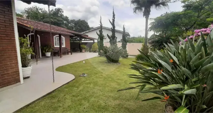 Casa  à venda com 3 quartos, sendo 3 suítes,  no condomínio são joaquim, vinhedo - sp