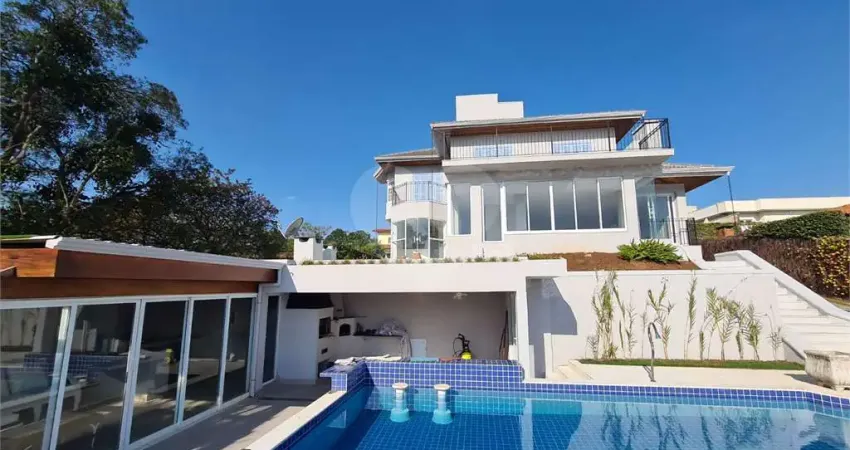 Casa à venda com 3 quartos, sendo 3 suítes, no condomínio estância marambaia, vinhedo - sp