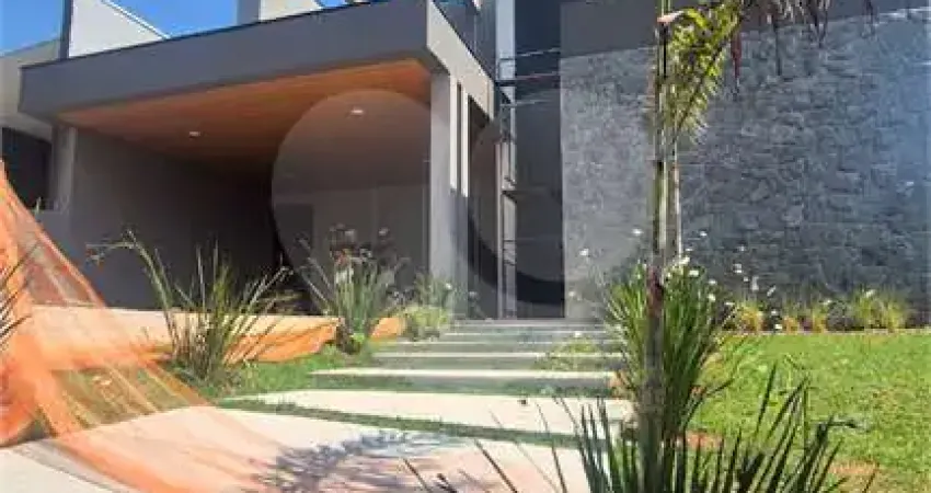 Casa à venda com 3 quartos, sendo 3 suítes, no condomínio recanto dos paturis, vinhedo - sp