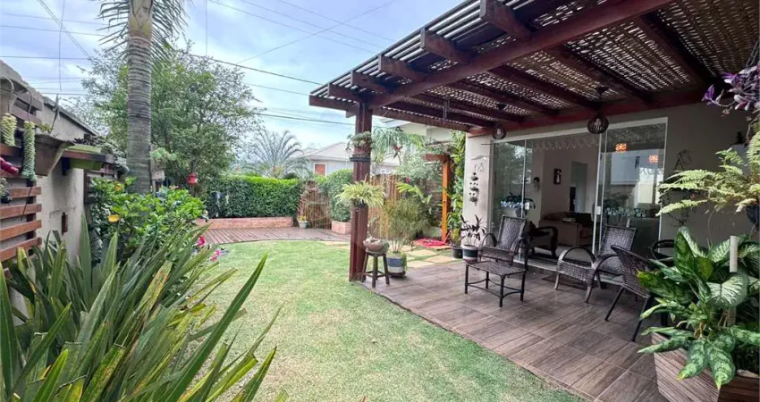 Casa à venda com 4 quartos, sendo 2 suítes, no condomínio recanto dos paturis, vinhedo - sp