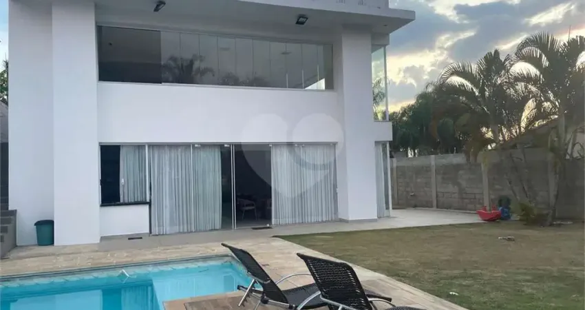 Casa para alugar com 3 quartos, sendo 1 suíte, no condomínio vila hípica ii, vinhedo - sp