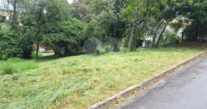 Terreno à venda na Rua Alcatrazes, Marambaia, Vinhedo