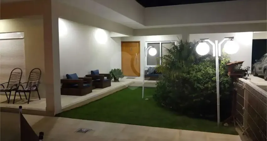 Casa à venda com 3 quartos, sendo 1 suíte, no condomínio Vila Hípica Ii, Vinhedo - SP