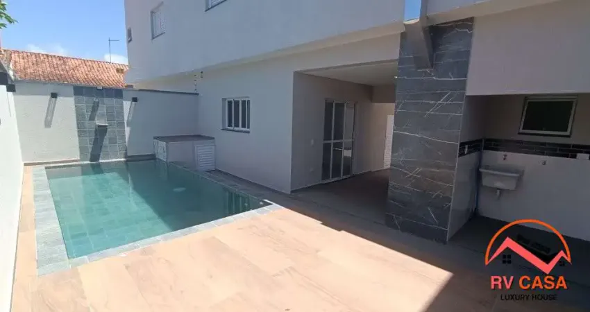 Casa 100 metros praia Alto Padrão com Piscina em Itanhaém-SP