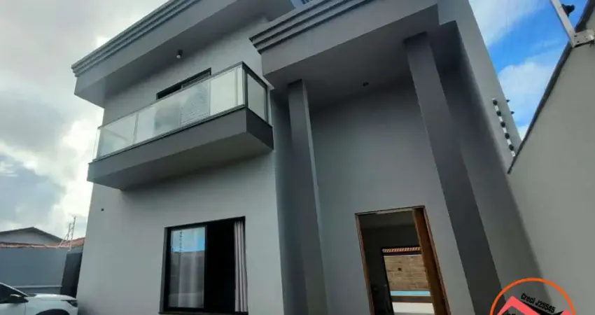 Casa de Alto Padrão com Piscina à venda em Itanhaém-SP