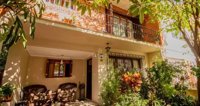 Casa com 4 quartos à venda na Rua Sorocaba, 69, Passo da Areia, Porto Alegre