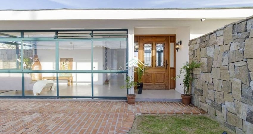 Casa com 3 quartos à venda na Rua Guiraponga, --, São Braz, Curitiba
