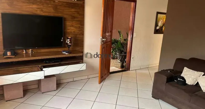 Casa com 3 quartos à venda na Avenida América, Fabrício, Uberaba