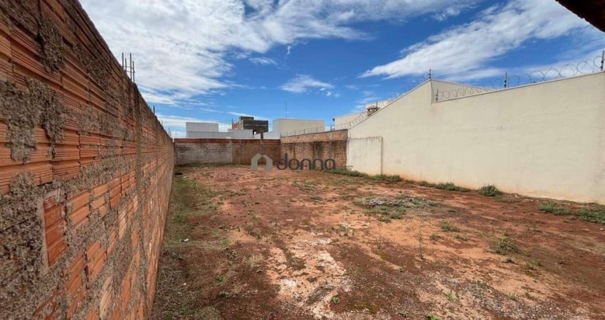 Terreno de esquina no Bairro Laranjeiras murado 260 m2
