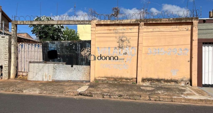 Lote a venda todo murado próximo a Av Nossa Senhora do Desterro
