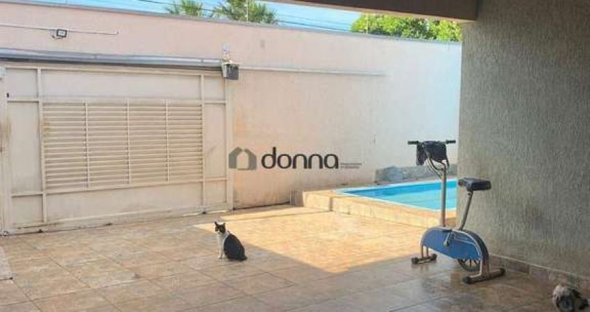 Casa à venda na Rua Olímpia Cândida de Castro, Beija-Flor, Uberaba