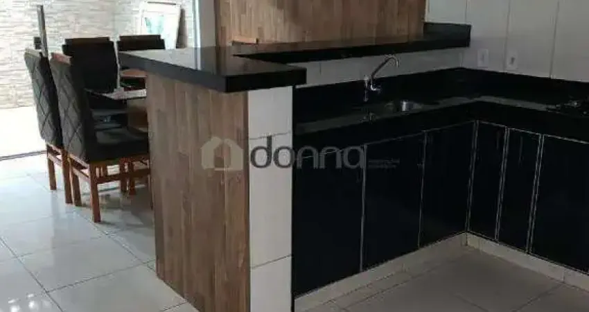Casa à venda, 2 quartos, 1 suíte, 2 vagas, Recreio dos Bandeirantes - Uberaba/MG