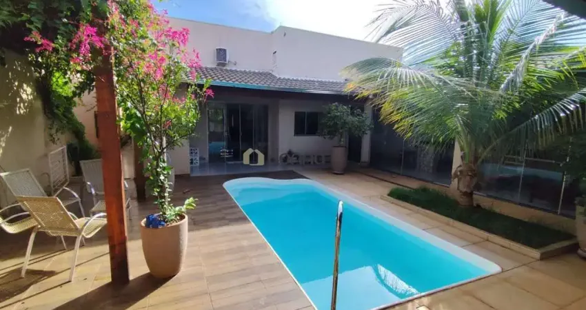Casa com 4 quartos à venda na Rua Matheus Borja Grande, Jardim do Lago, Uberaba