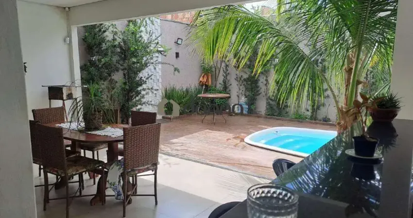 Casa à venda, 3 quartos, 2 suítes, Parque das Laranjeiras - Uberaba/MG