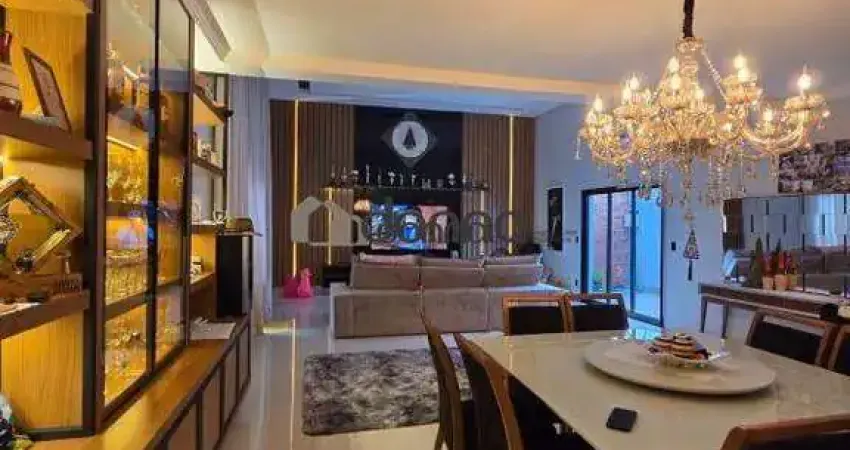 Casa com 4 quartos à venda na Rua Mário de Almeida Franco, Residencial Mário de Almeida Franco, Uberaba