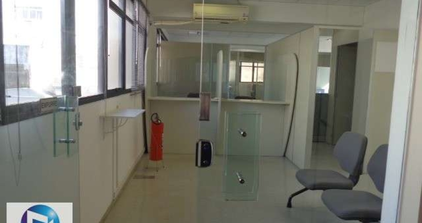 Imperdível sala comercial à venda no Centro de São José do Rio Preto-SP: 4 banheiros, 1 vaga de garagem, 100,00 m² de área.