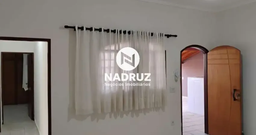 Imperdível! Casa para locação em São José do Rio Preto-SP, bairro Jardim Vale do Sol. 2 quartos, 1 suíte, 1 sala, 2 banheiros, 6 vagas, 100m².