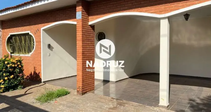 Casa para venda na Vila Aeroporto, São José do Rio Preto-SP: 4 quartos, 1 suite, 1 sala, 3 banheiros, 4 vagas, 246m².
