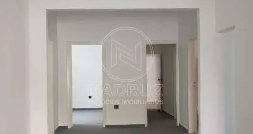Oportunidade imperdível: Casa comercial de 200m² na Vila Santa Cruz, São José do Rio Preto - SP, 08 salas, 02 banheiros, 1 vaga.