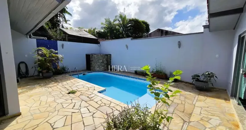 Casa com 3 quartos à venda no Garcia, Blumenau