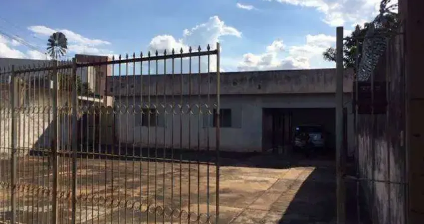 Casa com 3 dormitórios à venda, 200 m² por R$ 380.000,00 - Nossa Senhora da Abadia - Uberaba/MG