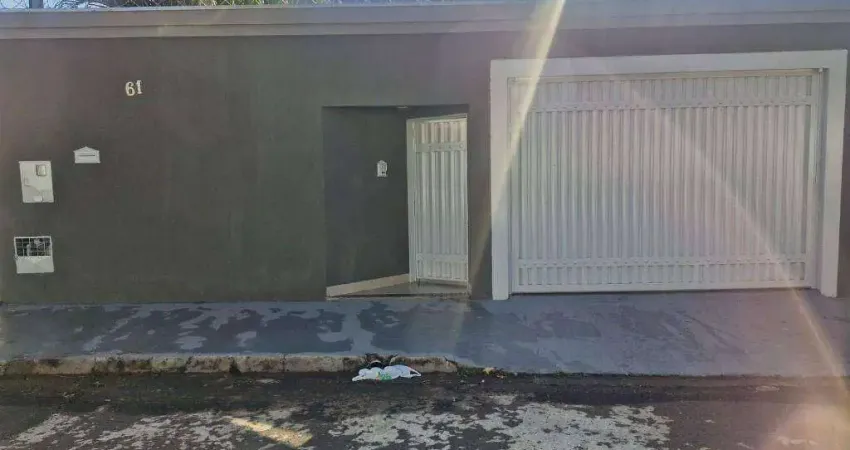 Casa com 3 dormitórios, 200 m² - venda por R$ 700.000,00 ou aluguel por R$ 4.343,00/mês - Nossa Senhora da Abadia - Uberaba/MG