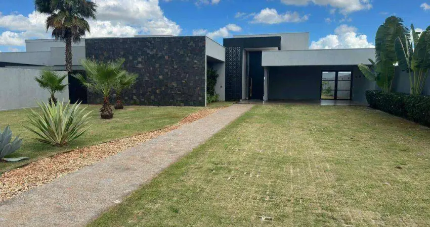 Casa com 3 dormitórios à venda, 350 m² por R$ 2.400.000,00 - Residencial Mário de Almeida Franco - Uberaba/MG