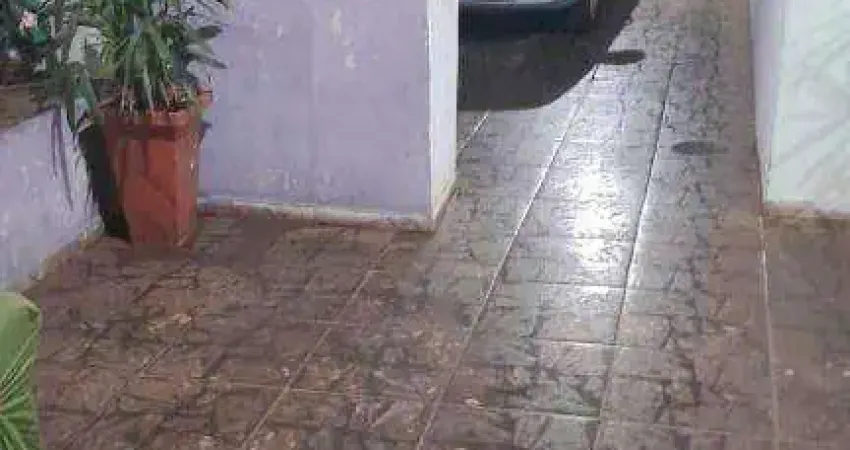 Casa com 4 quartos à venda no Jardim Elza Amuí II, Uberaba 
