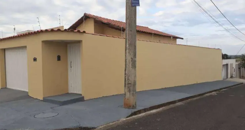 Casa com 2 dormitórios à venda, 55 m² por R$ 315.000,00 - Residencial Presidente Tancredo Neves - Uberaba/MG