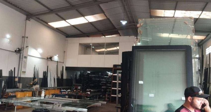 Galpão para alugar, 320 m² por R$ 4.487,13/mês - Parque São Geraldo - Uberaba/MG