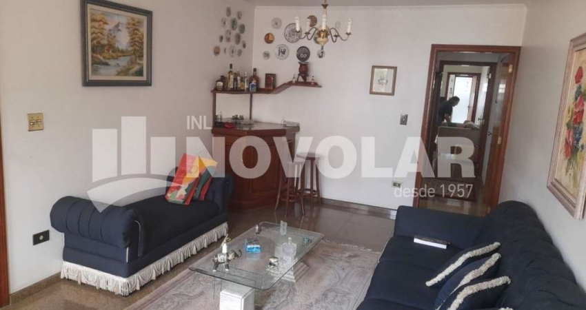 SOBRADO A VENDA NA VILA GUILHERME COM 3 SUÍTES, 9 VAGAS DE GARAGEM COBERTAS.