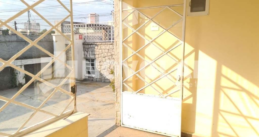 Casa na Vila Guilherme com 500m² de área de terreno, 14 metros testada. Excelente Investimento!