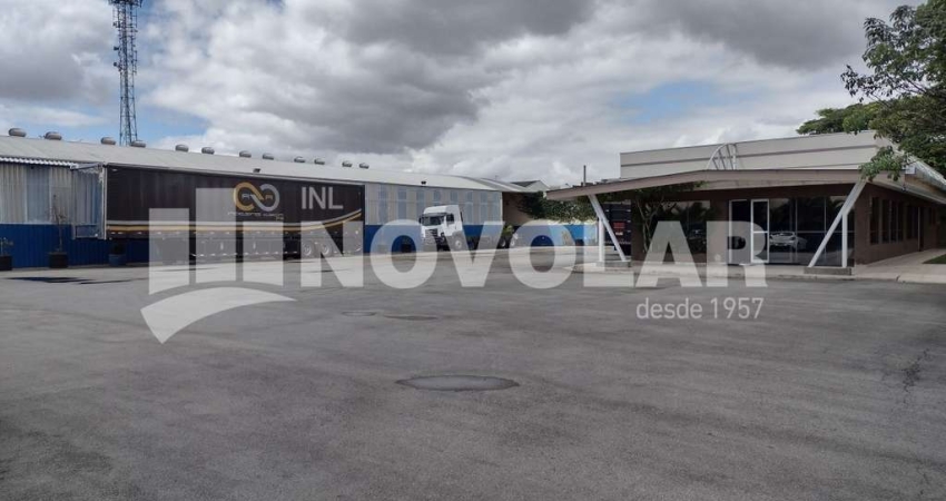 Galpão Parque Novo Mundo  com 3.986m² de área de terreno e 1772 m2 de AC.