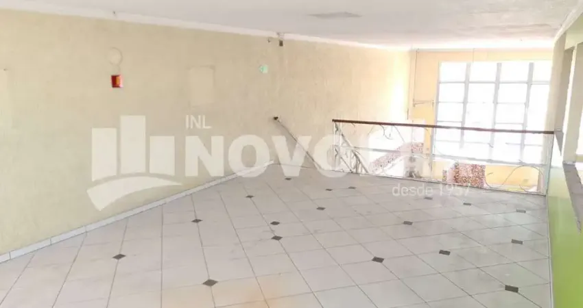 Prédio comercial na luz no centro de sp reformado. em avenida principal com intenso movimento