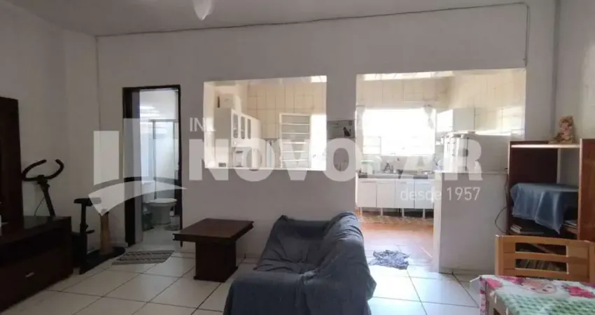 Casa Térrea na Vila Medeiros com 4 casas no Local. Excelente para Renda!