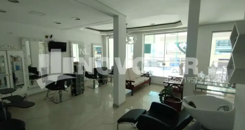 Prédio Comercial, Vila Maria com 220m² de área construída